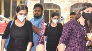 deepika padukone manager karishma