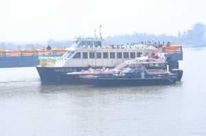 water taxi