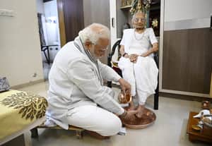 Modi with his mother