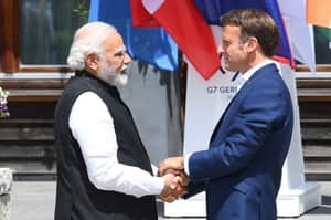 Narendra modi with Emanuel macron