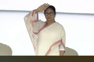 Mamata Banerjee red road on independence day