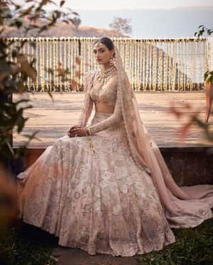 Athiya Shetty age, husband, marriage 