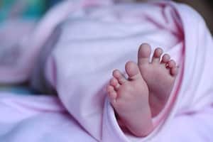baby feet 