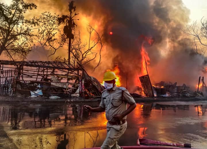 topsia fire attack Bengali News