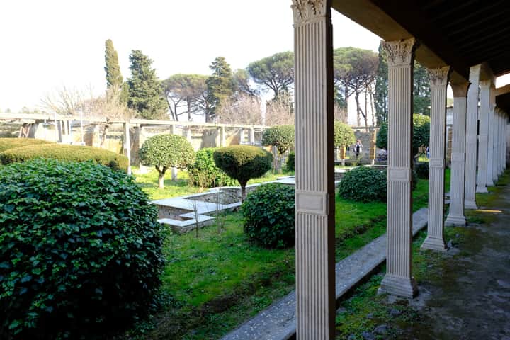 Italy Pompeii 4