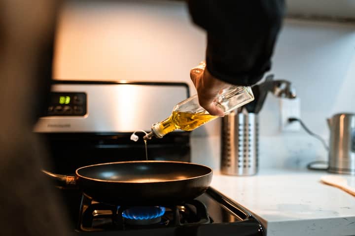 cooking oil gas oven fry pan kitchen Bengali News