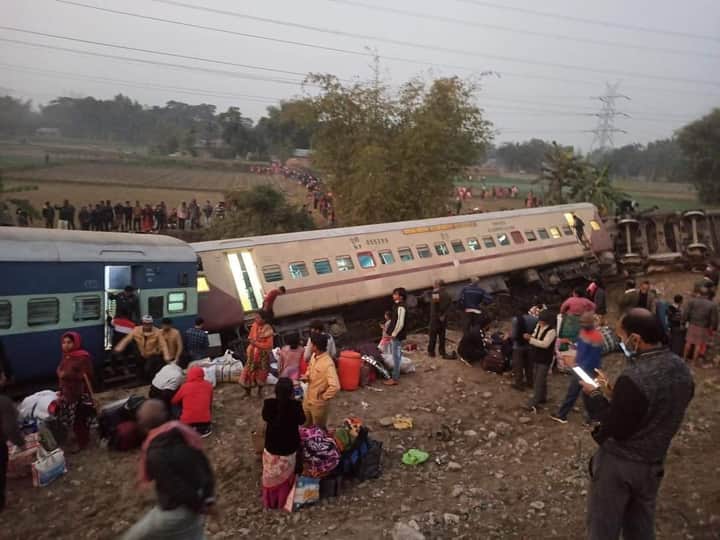 Train Accident North Bengal Bengali News