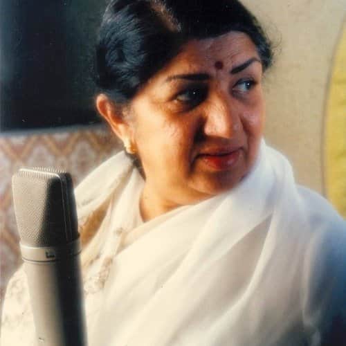 Lata mangeshkar Bengali News