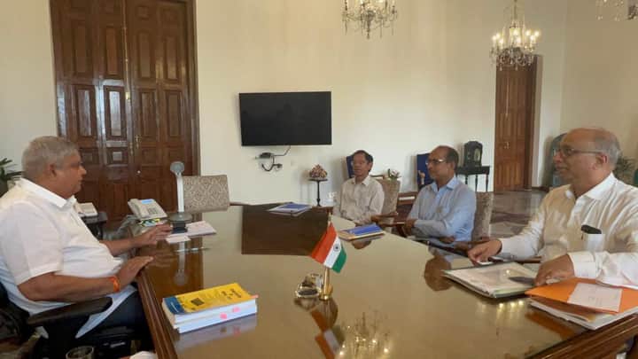 Jagdeep Dhankhar financial meeting | Bengali News