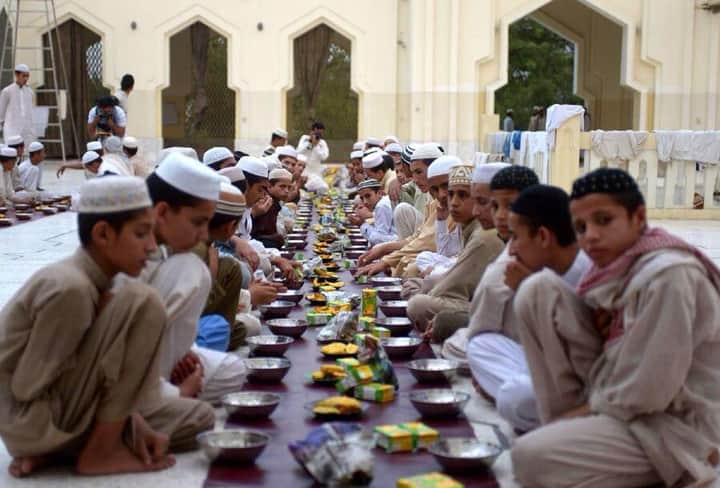 Iftar muslim Bengali News