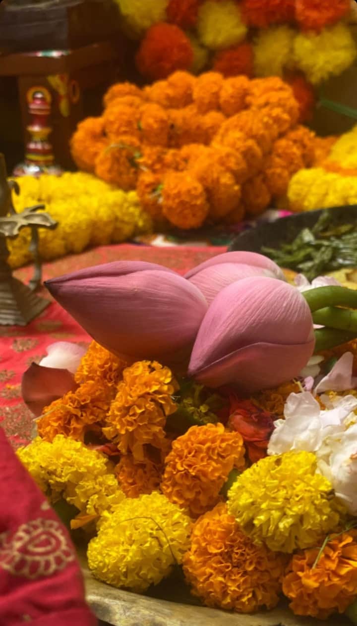 Ritabhari lokkhi pujo decorating 1 Bengali News