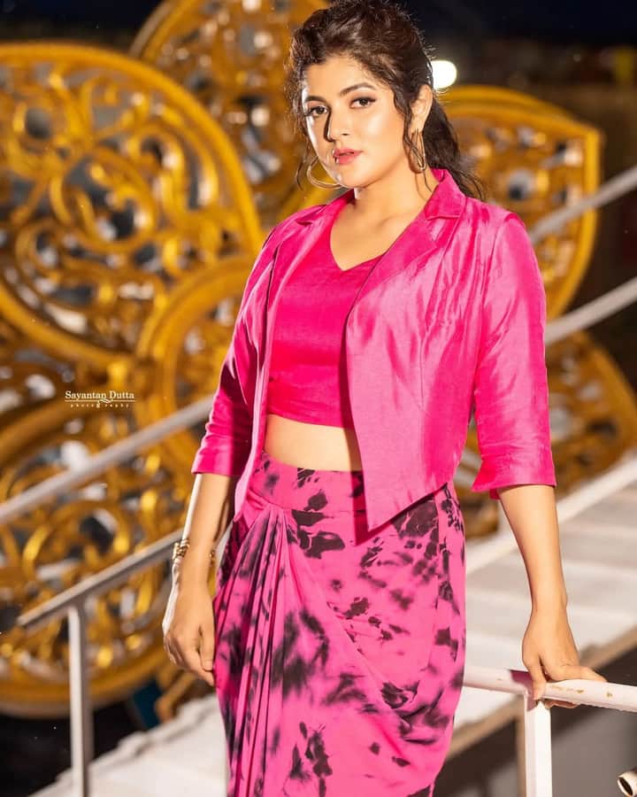 Srabanti west pink Bengali News