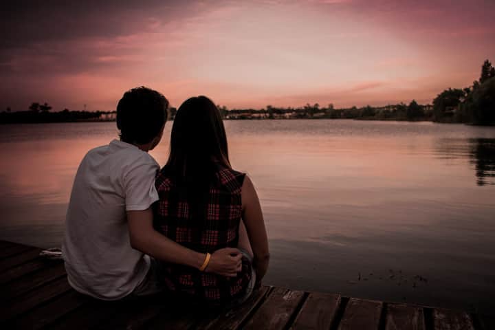 couple river | Bengali News