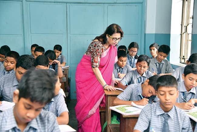 teacher students school class | Bengali News